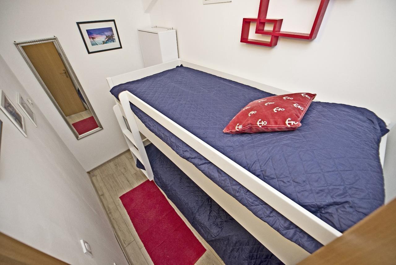 Holiday Home Listesi 1 Trogir Exterior photo