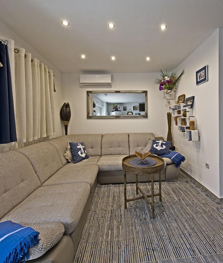 Holiday Home Listesi 1 Trogir Exterior photo