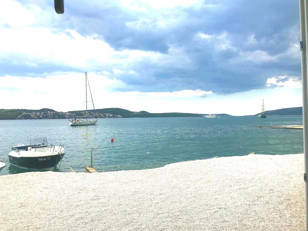 Holiday Home Listesi 1 Trogir Exterior photo